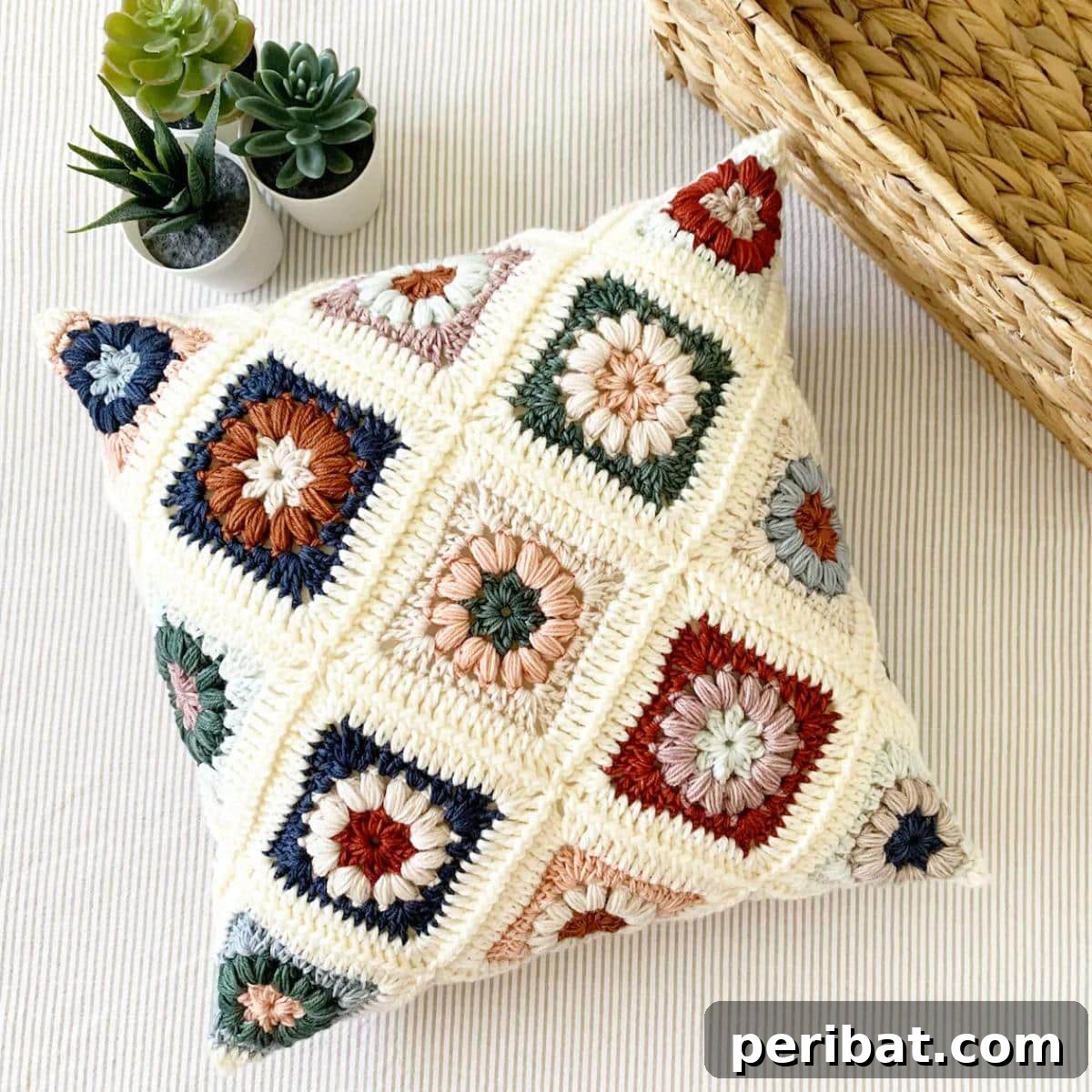 40 Creative Crochet Pillow Projects 38 A modern Astrid Pillow pattern, showcasing clean lines and a contemporary crochet design, allowing for versatile color choices.