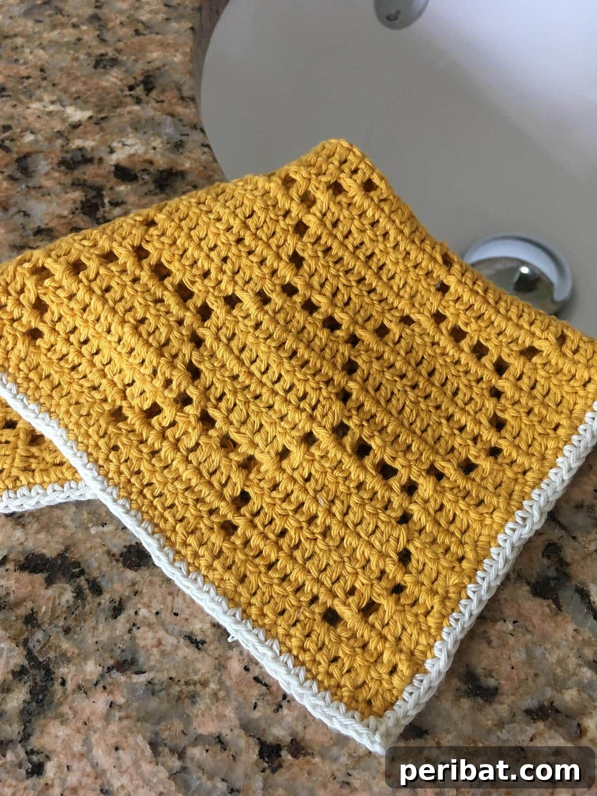Crochet oneycomb Wash Cloth