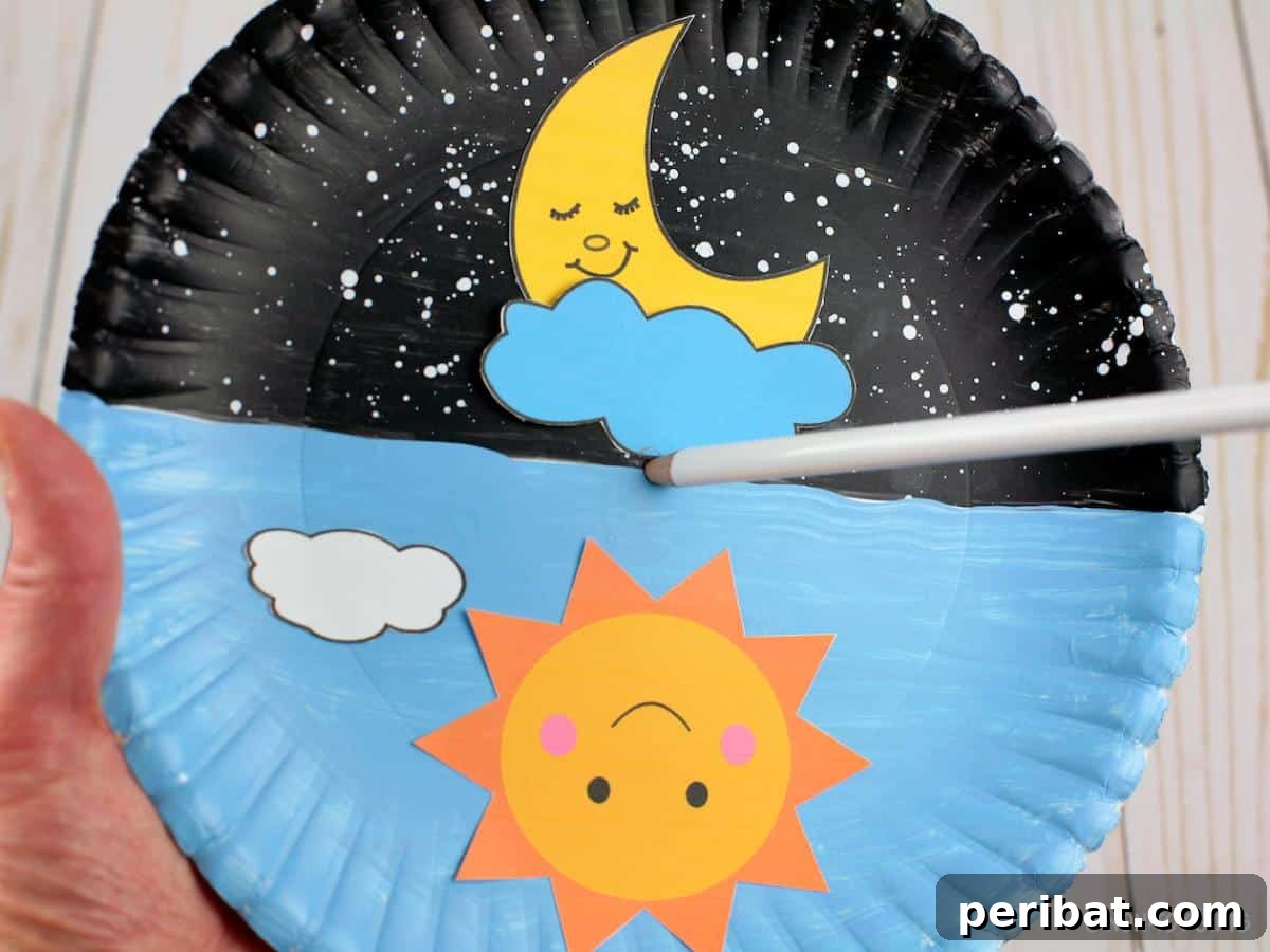 Day and Night Paper Plate Kindergarten Craft