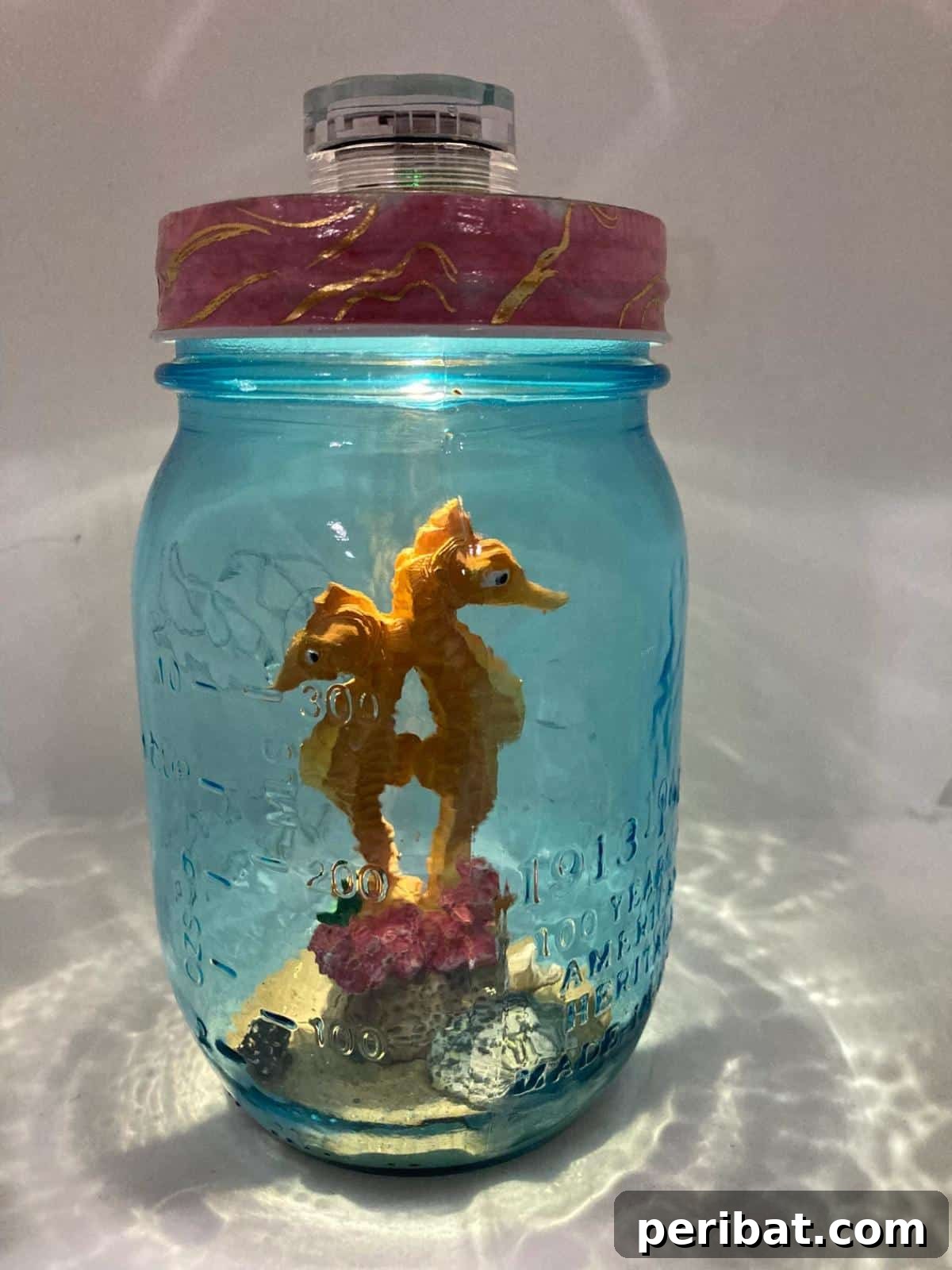27 Charming Mason Jar Aquarium Projects 29 Mason Jar Night Light With Sea Horses