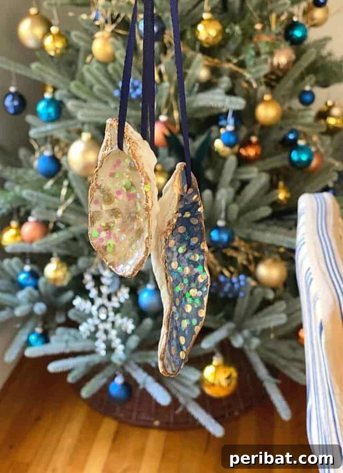 DIY Seashell Christmas Ornaments