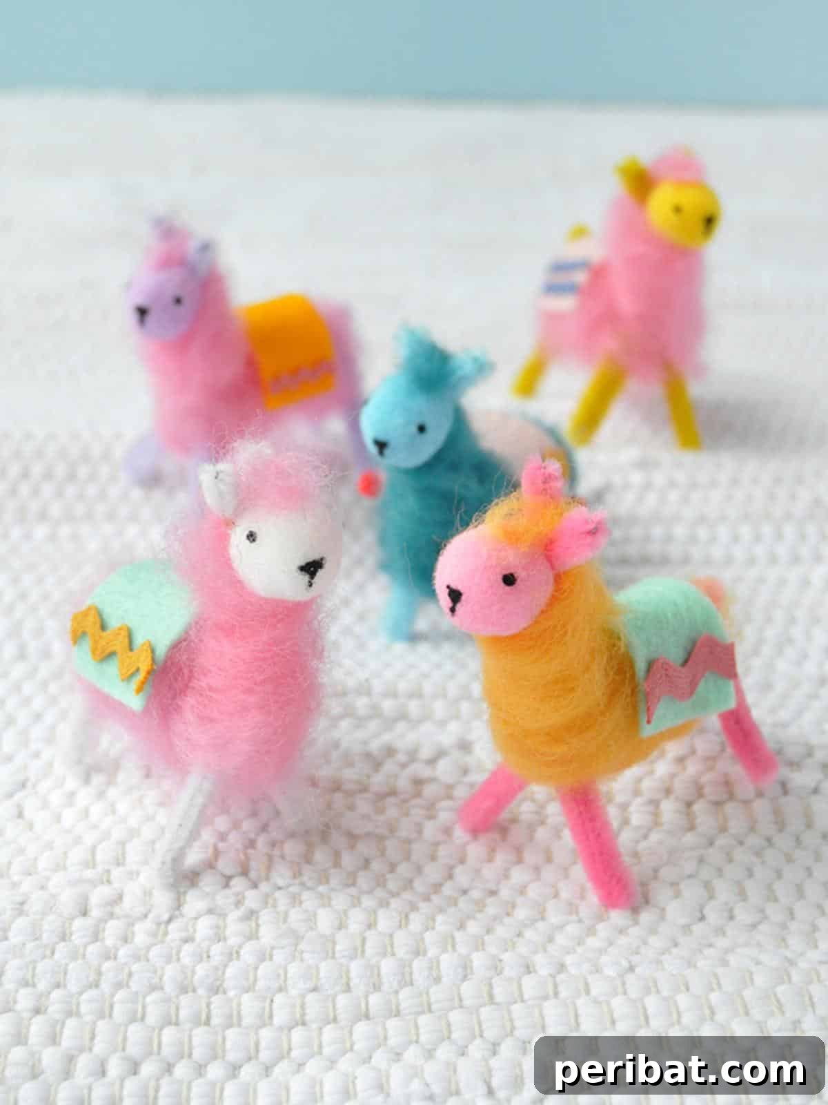 40 Super Easy Pipe Cleaner Crafts for Everyone 12 Pipeclearner and Wool Llamas