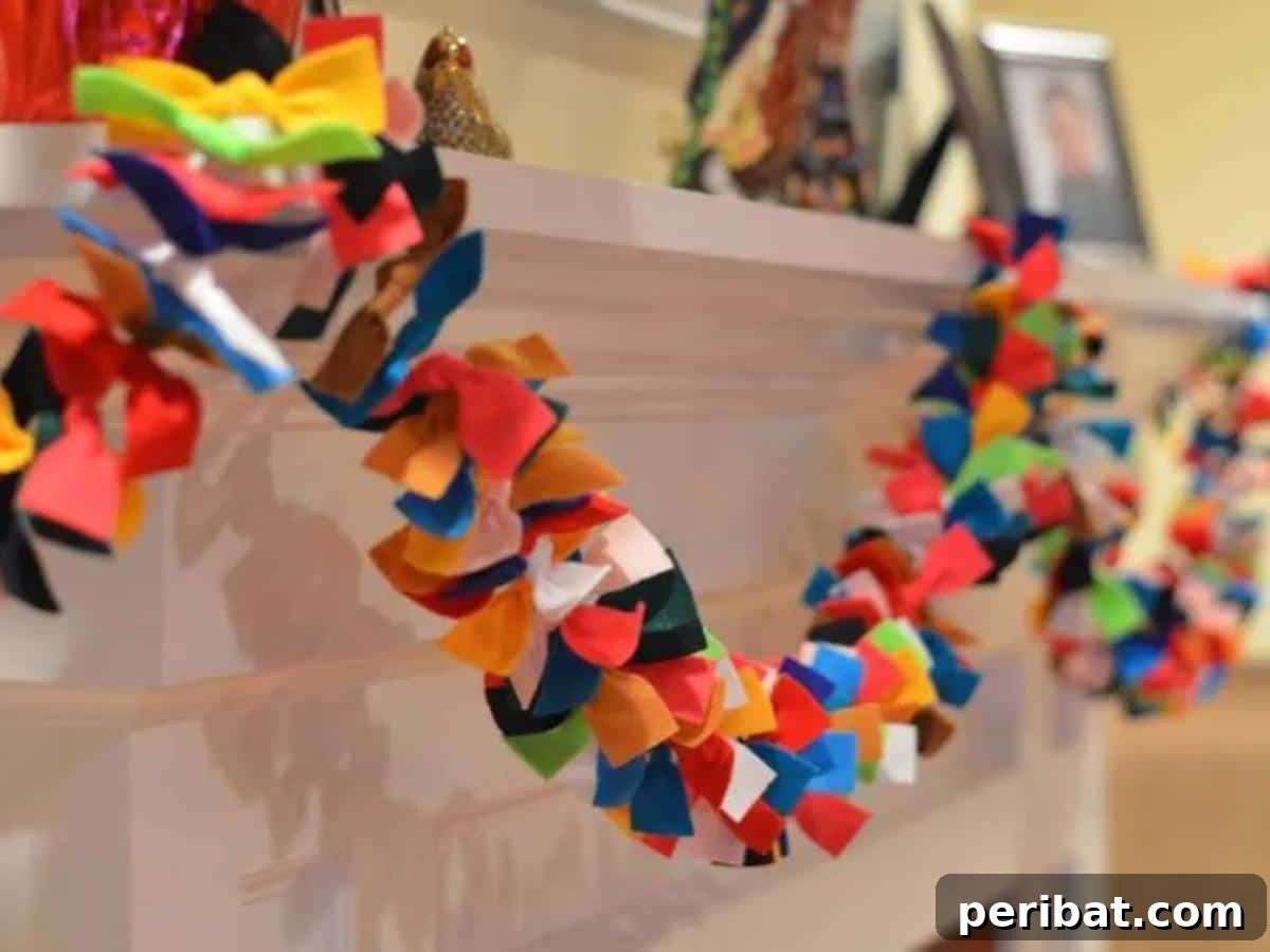 30 Creative Felt Garland DIY Ideas 14 Easy Anthropologie-Inspired Christmas Garland
