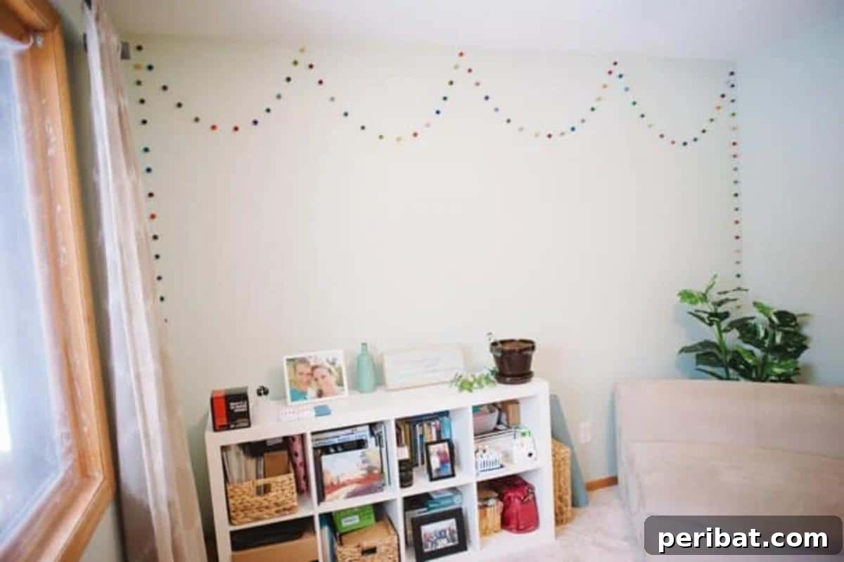 30 Creative Felt Garland DIY Ideas 17 DIY Felt Ball Garland