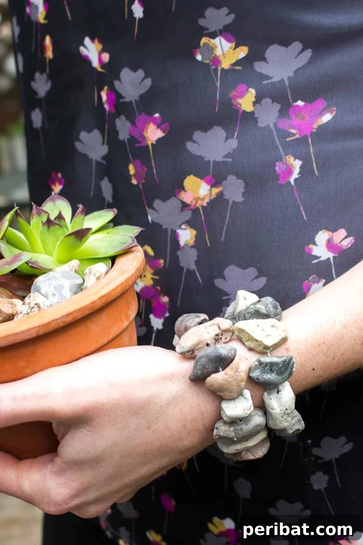 40 Charming Air Dry Clay Projects 11 Faux Stone Air Dry Clay Jewelry - DIY Beach Pebble Bracelet