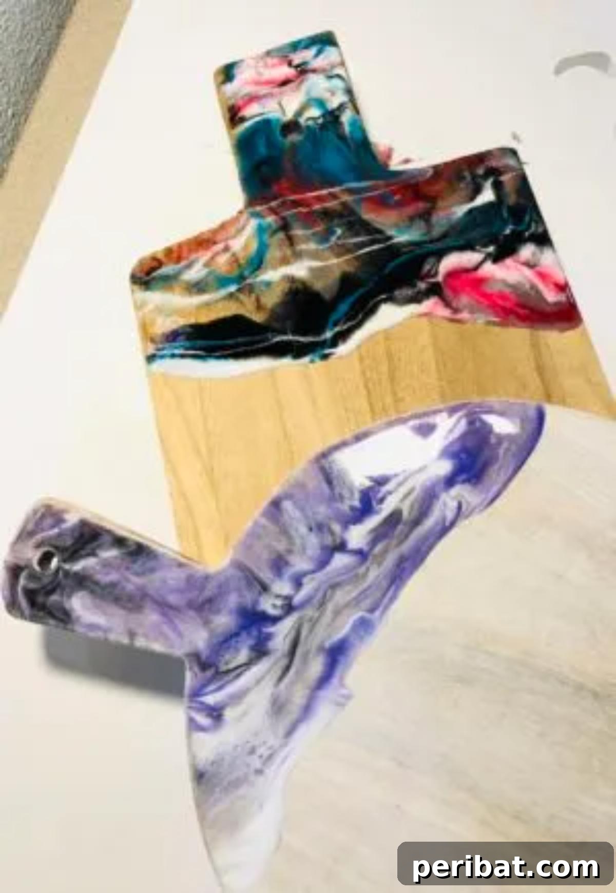 Stunning Resin Cutting Board Creations 25 DIY Resin Cheese Board