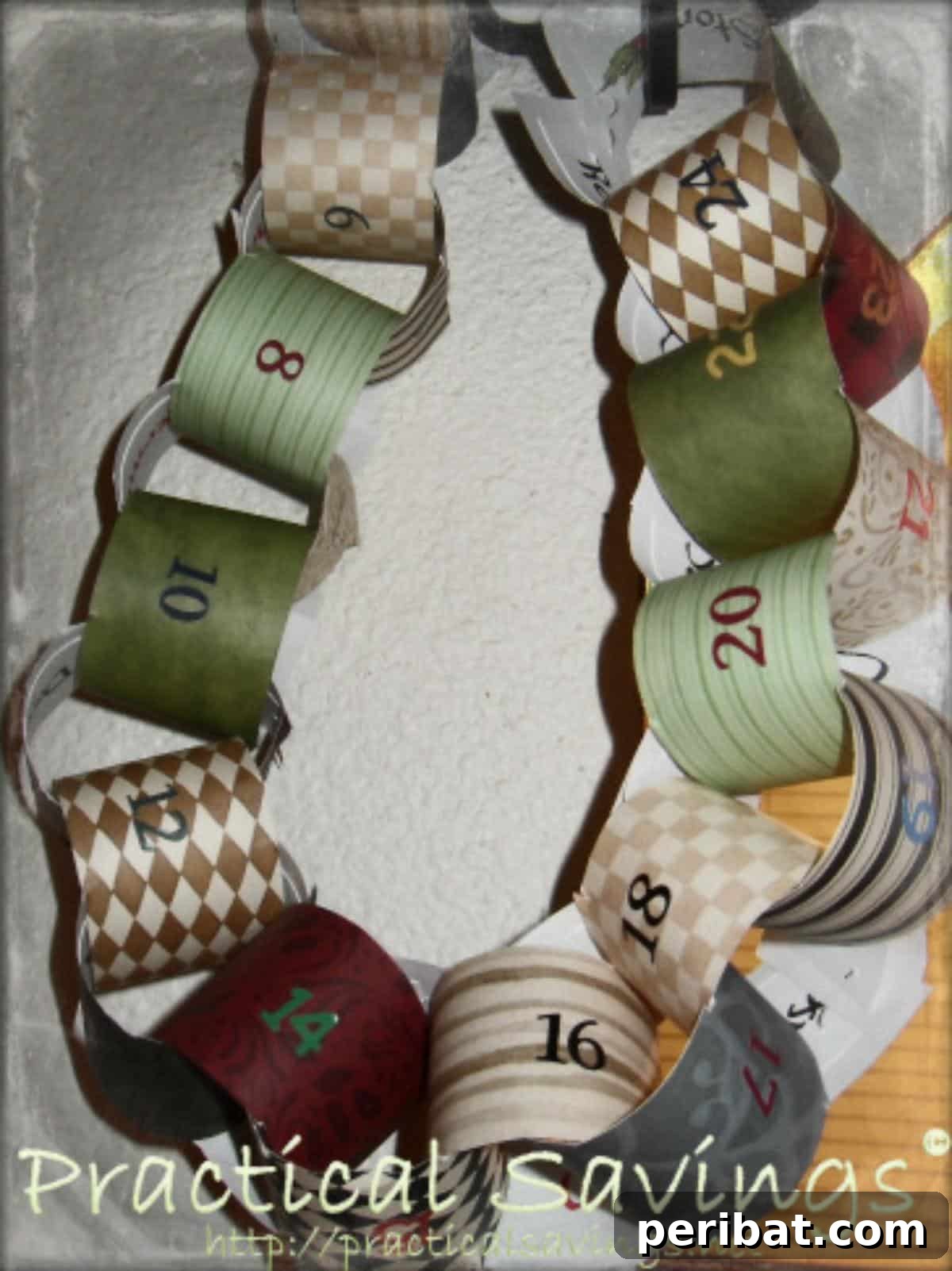 Craft Your Way to Christmas: 30 Paper Chain Countdown Projects 21 A rustic and charming homemade Christmas countdown paper chain.