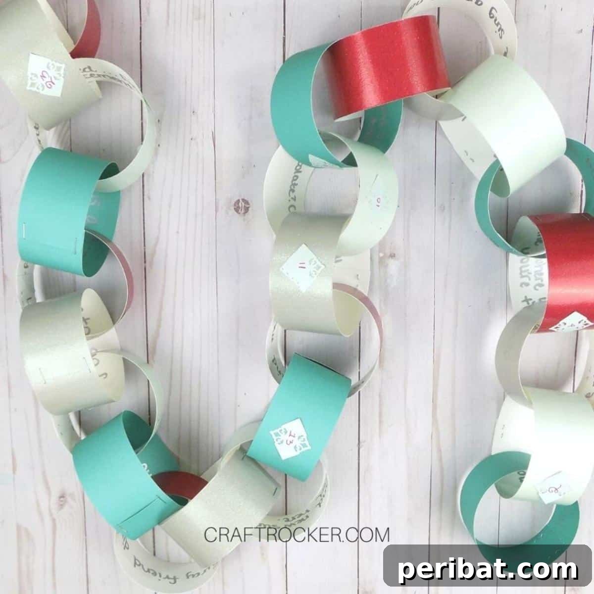 Craft Your Way to Christmas: 30 Paper Chain Countdown Projects 25 Instructions on how to create a festive paper chain advent calendar.