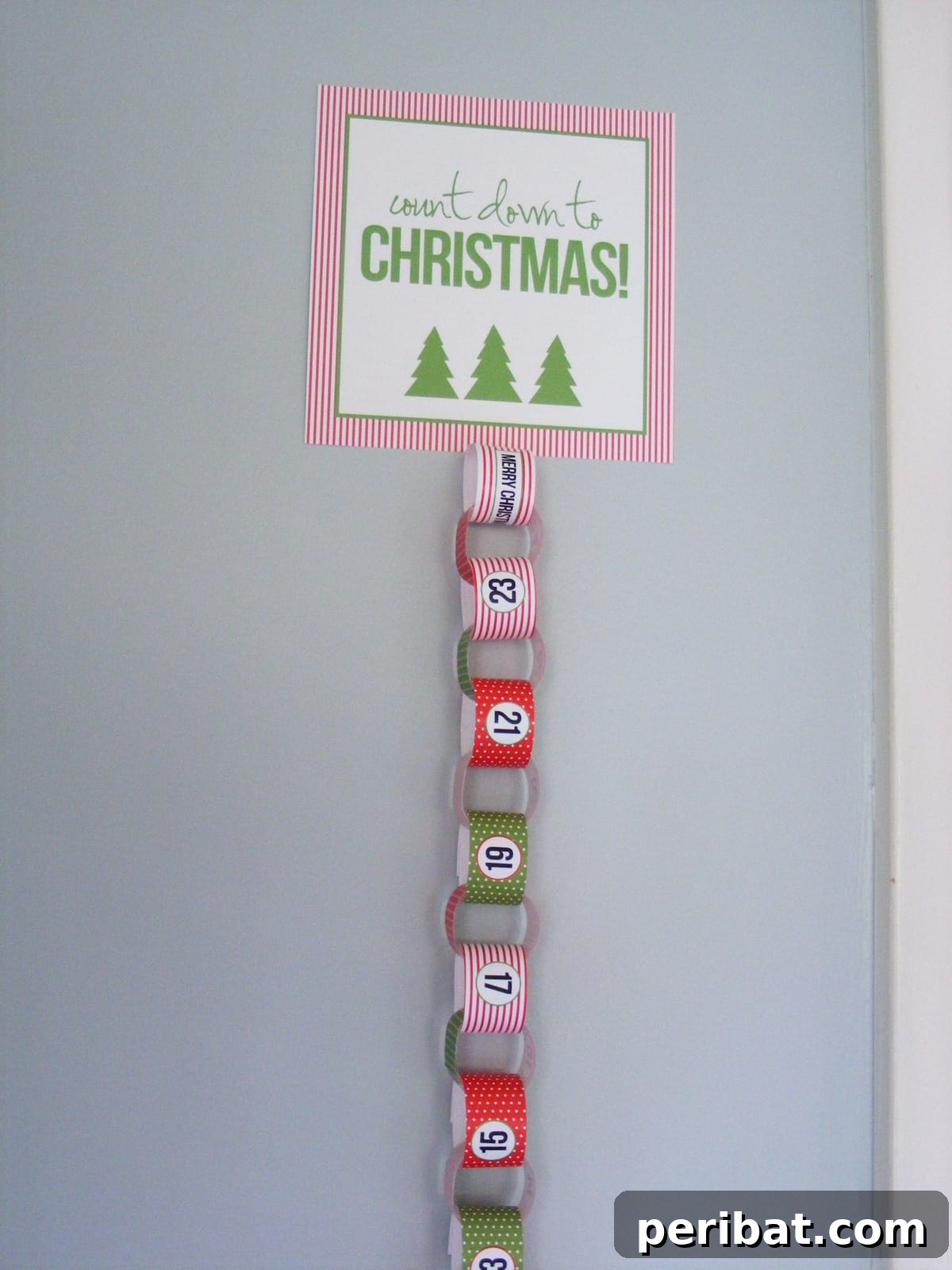 Craft Your Way to Christmas: 30 Paper Chain Countdown Projects 8 A simple yet charming countdown chain, offered as a free printable.