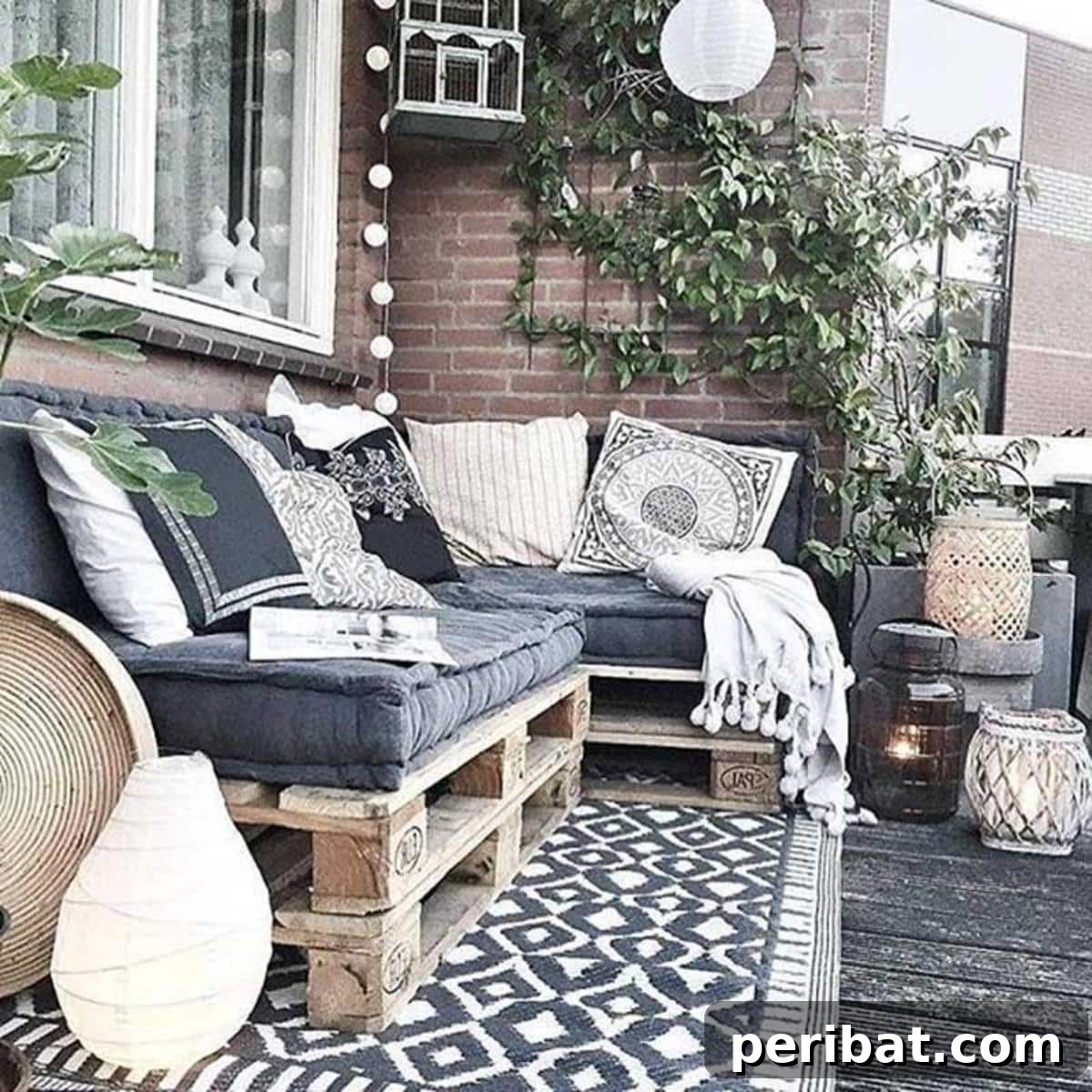 From Pallets to Paradise 40 Garden Furniture and Decor DIYs 11 DIY Customizable Pallet Furniture