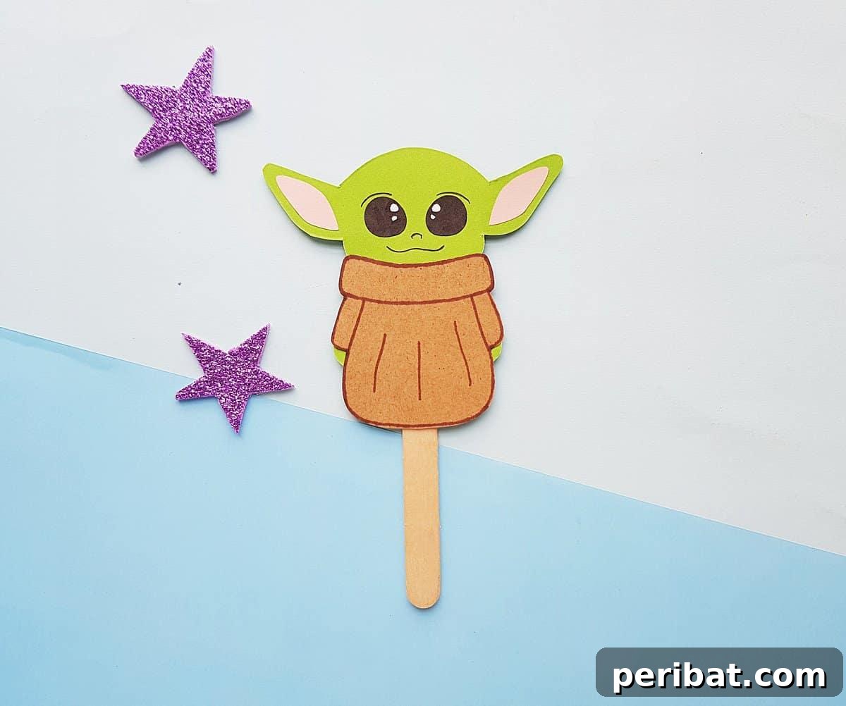 An adorable and simple Baby Yoda (Grogu) craft, made from paper or felt.