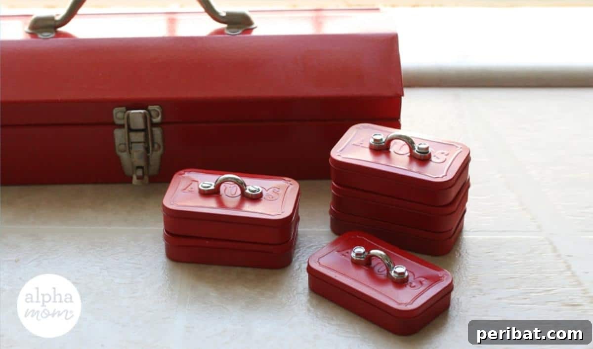 From Mint to Masterpiece: 40 Altoid Tin DIYs 35 Miniature Toolbox Gift