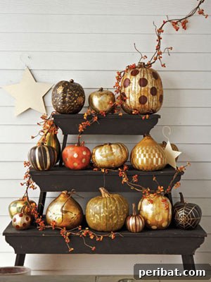 Gilded Glory pumpkins with a spectacular shining metallic effect