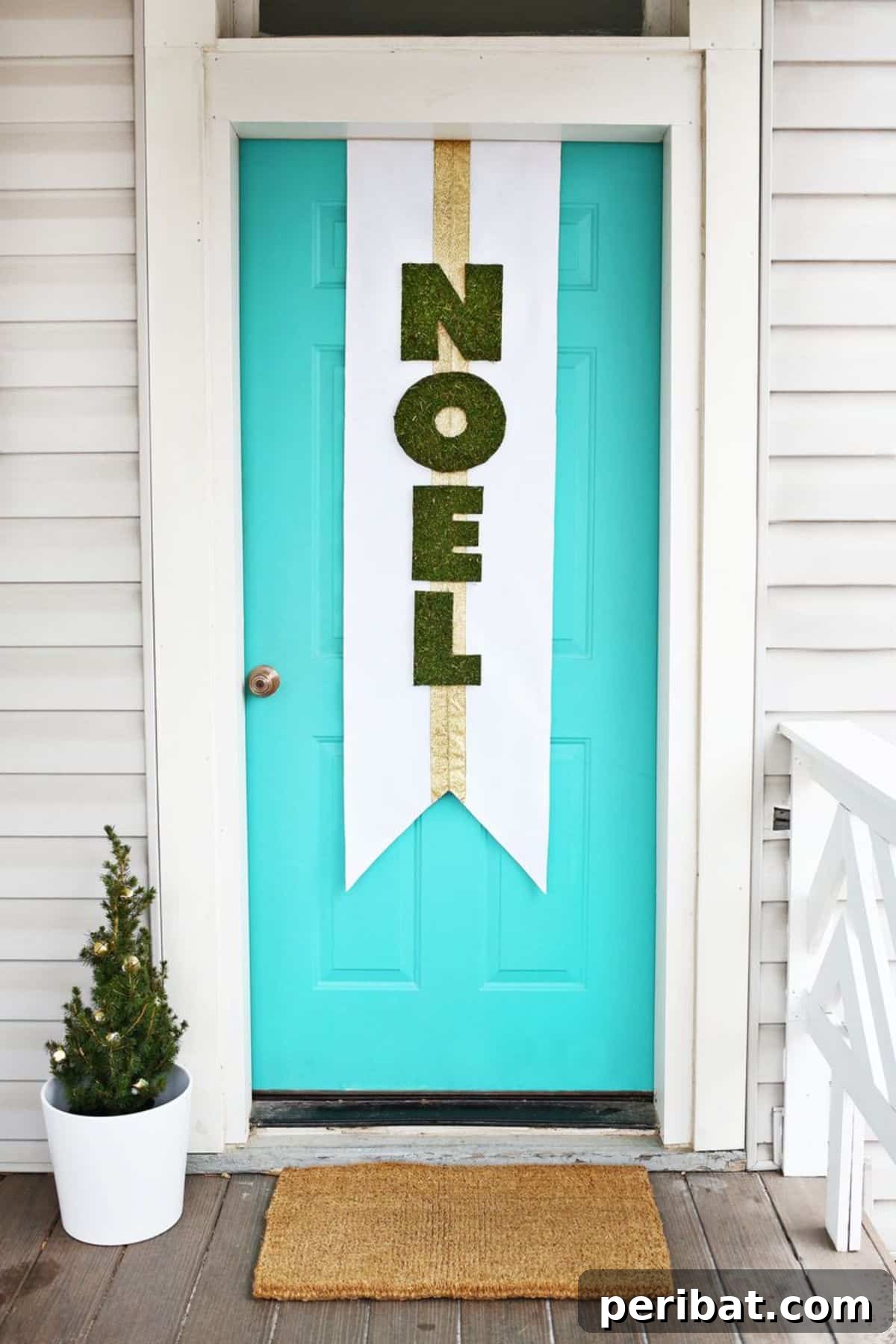 Holiday Door Banner DIY