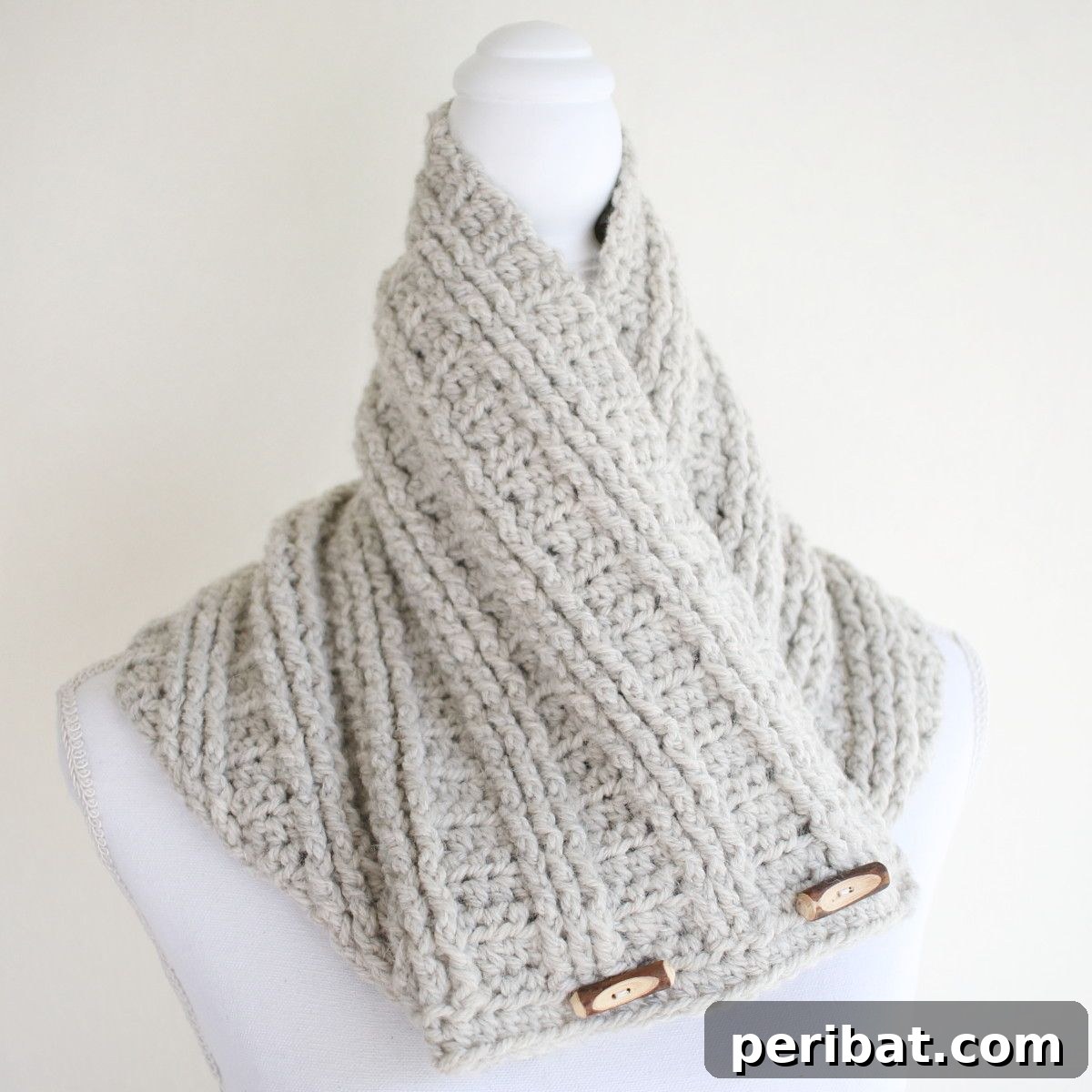 Easy Crochet 120 Free Patterns for Beginners 19 Grey cowl with toggles