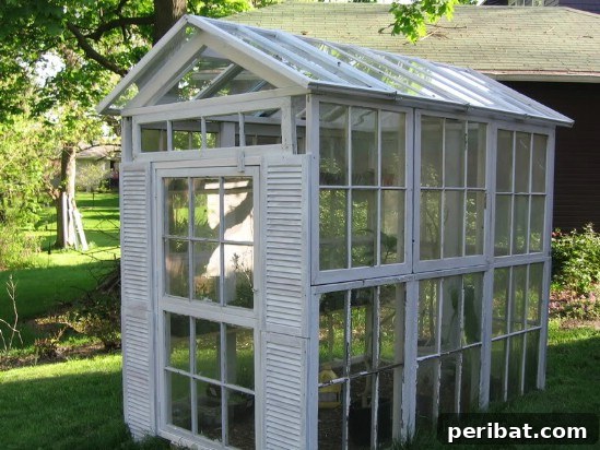 40 Brilliant Ways to Upcycle Old Windows 20 Full Sized Greenhouse from Old Windows