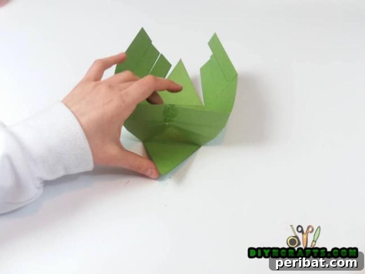 Step 4 - Finishing the side of the paper Easter basket