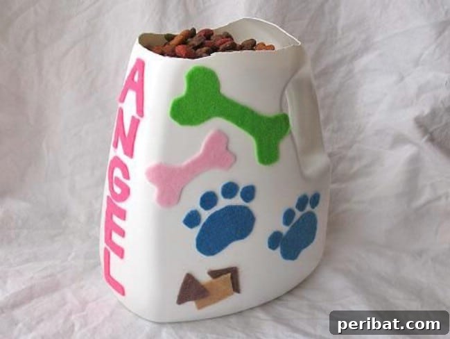 Brilliant Upcycling Ideas for Laundry Jugs 17 Repurposed Detergent Bottle Pet Food Scoop for dog food