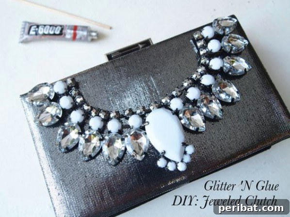 Easy DIY Jeweled Purse