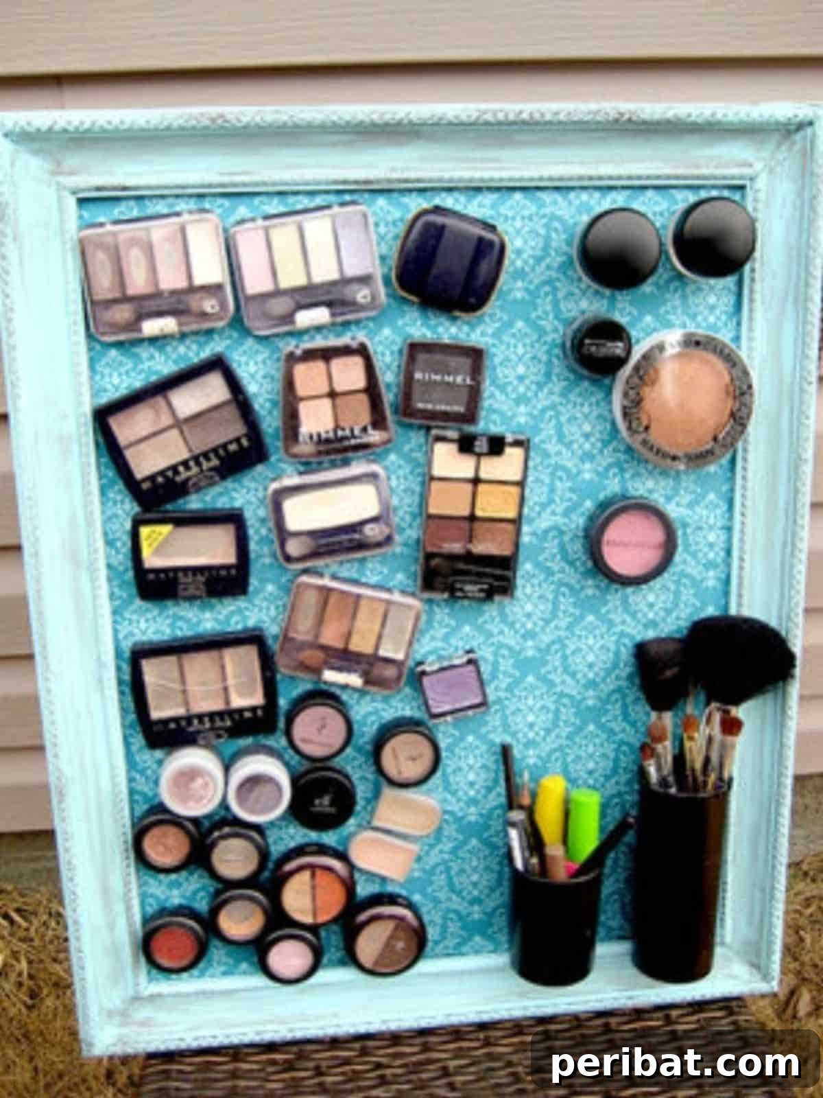 DIY Magnetic Makeup Board for organized cosmetics