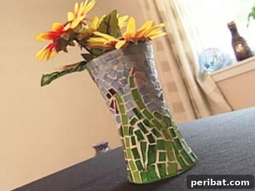 30 Stunning Mosaic Crafts to Enhance Your Indoor and Outdoor Spaces 30 DIY Glass Mosaic Vase