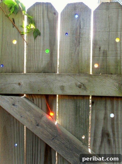 Stunning Fence Decor Ideas to Beautify Your Yard 12 DIY Magic Marble Fence Decoration