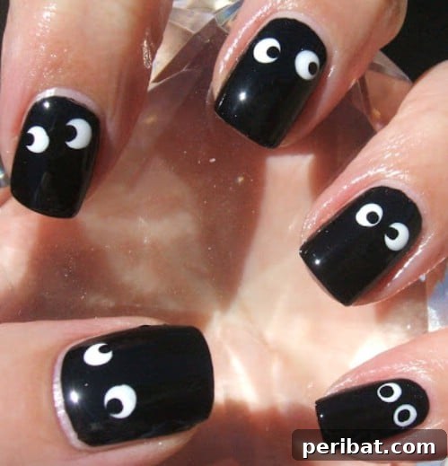Googly Eyes Manicure