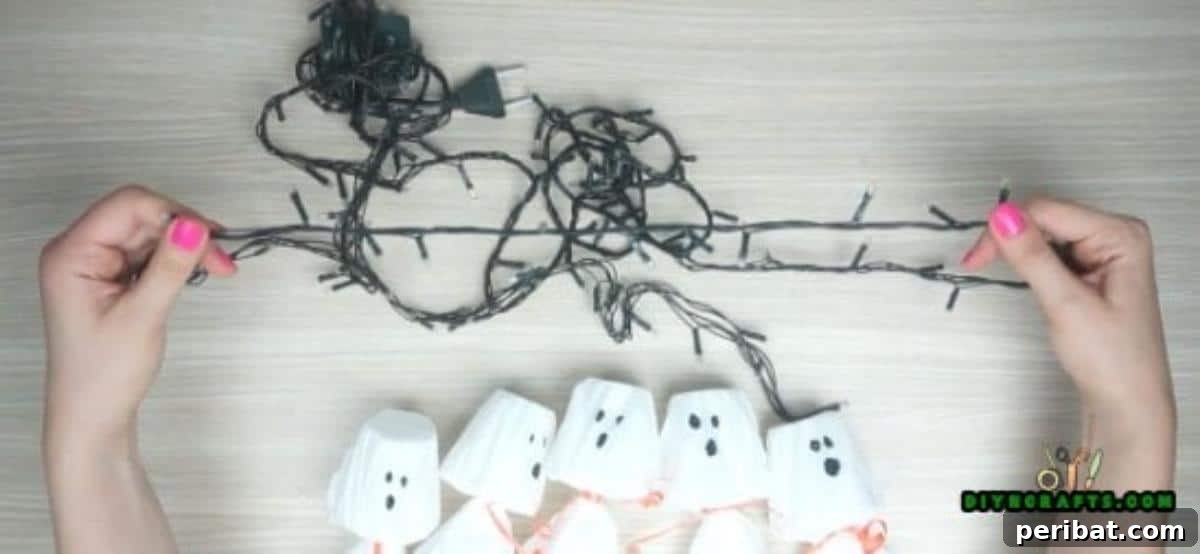 Ghost Lights - How to Make 5 Spooky Halloween Decorations Out of Simple, Cheap Supplies