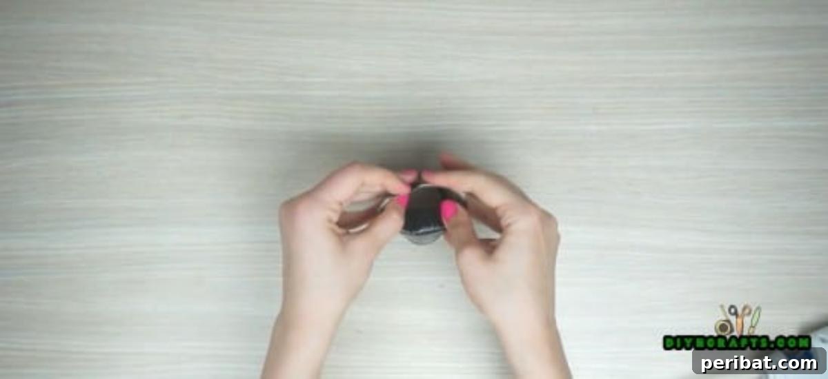 Candy Bat - How to Make 5 Spooky Halloween Decorations Out of Simple, Cheap Supplies