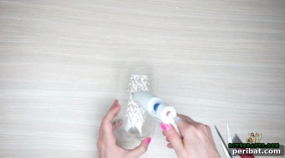 5 Creative Plastic Bottle Upcycling Projects Video Guide 18 Planter - 5 Creative DIY Projects for Upcycling Your Plastic Bottles {Video Tutorial}