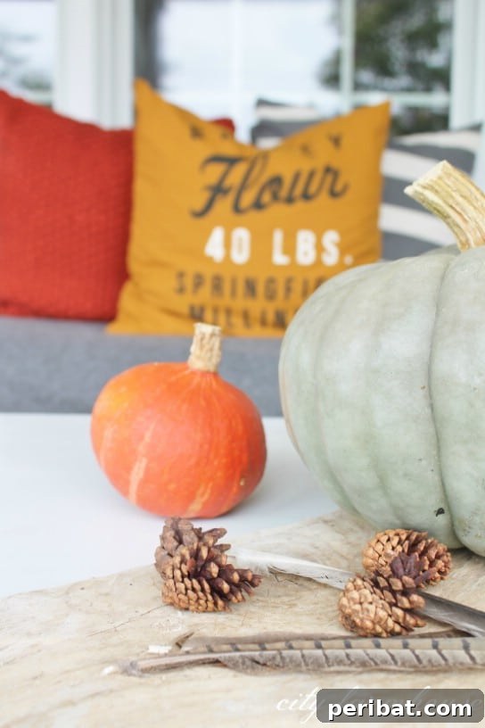 Simple Outdoor Fall Centerpiece