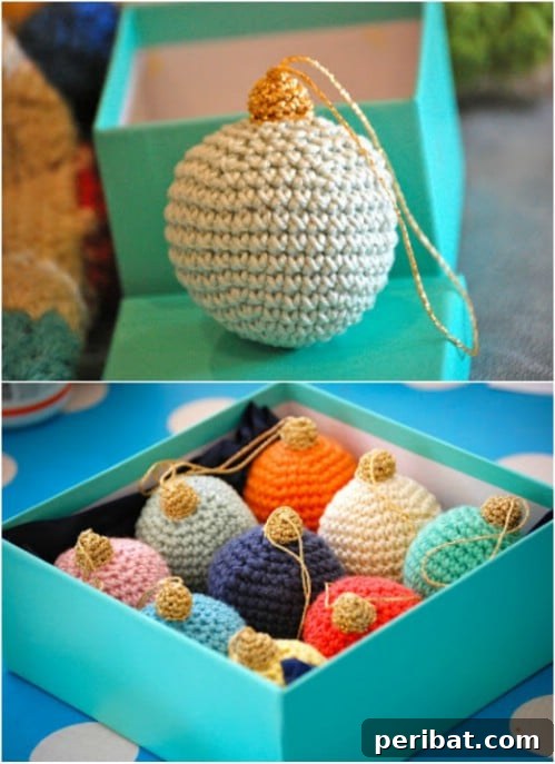 Easy Crochet Christmas Bauble Ornament