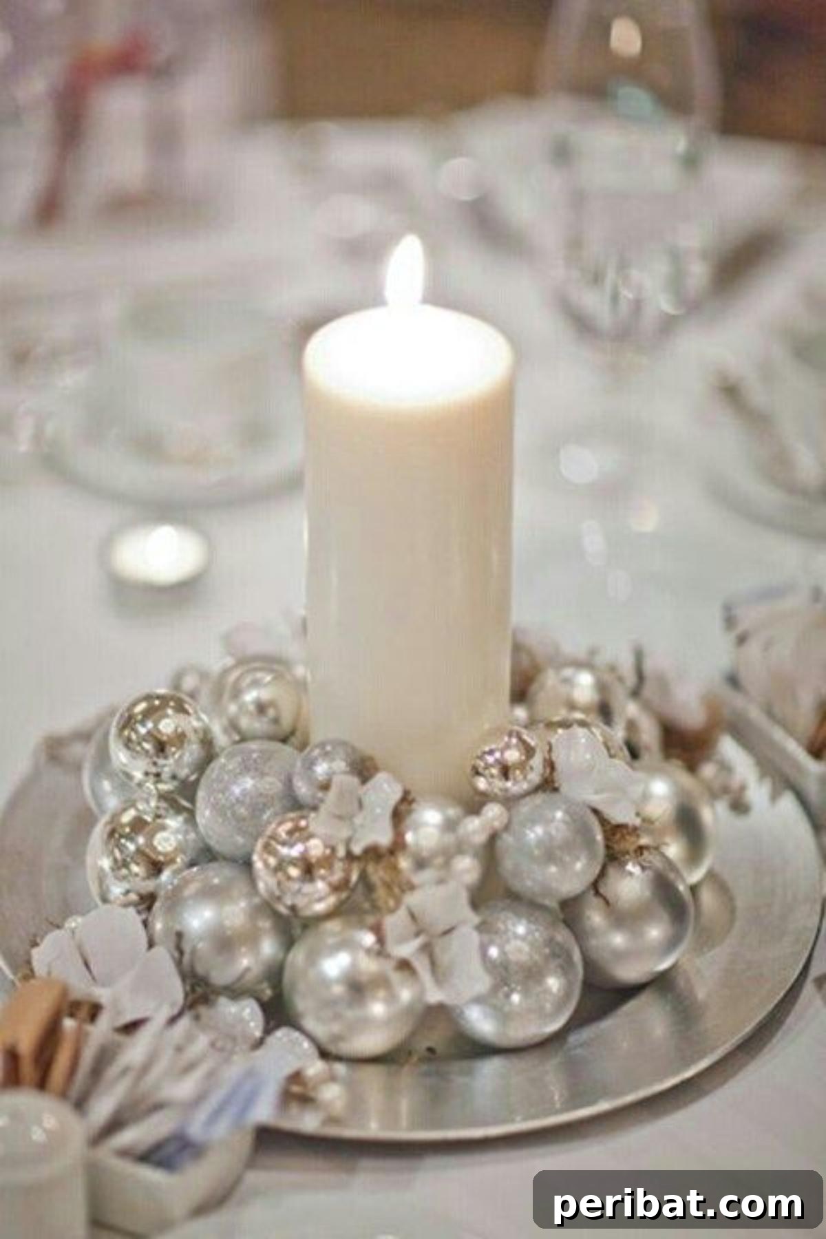 Frosty & Frugal: 20 DIY Decor Ideas for Your Winter Wedding 22 Winter Wedding Ornamental Centerpiece