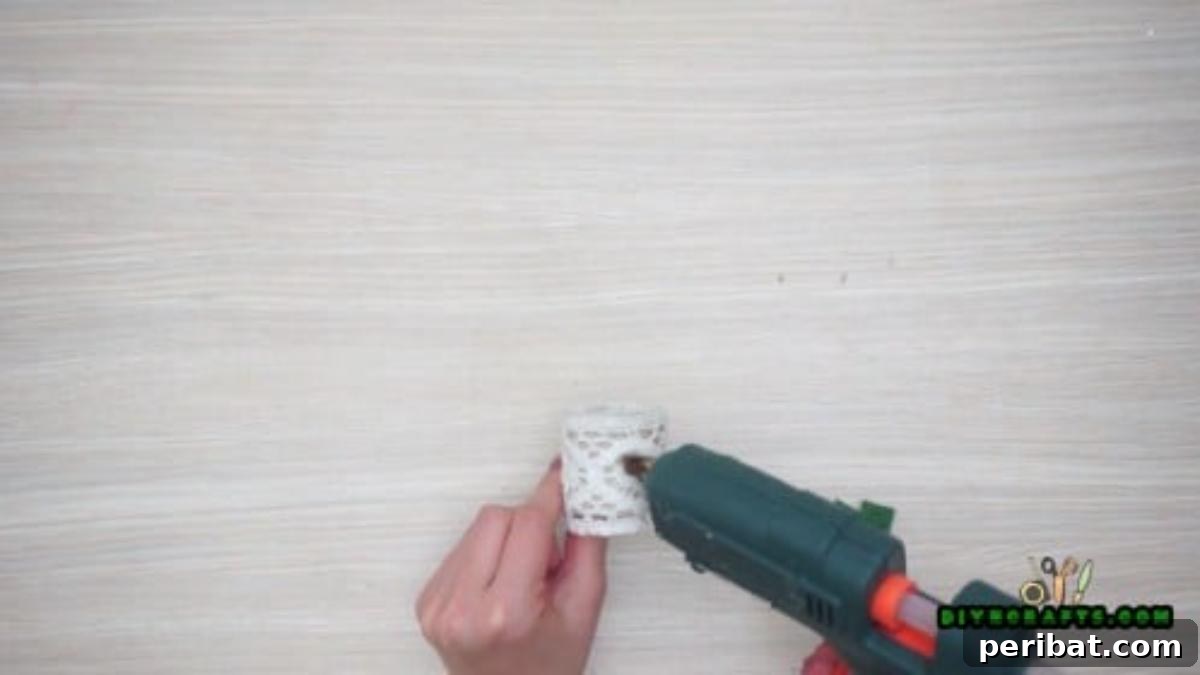 Instant Holiday Glam: 5 Napkin Rings in Less Than 2 Mins 26 Lace Covered Napkin Ring Base