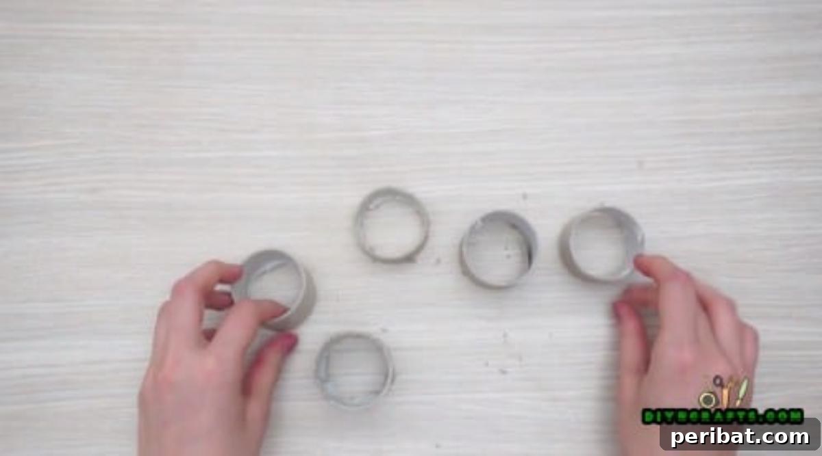 Instant Holiday Glam: 5 Napkin Rings in Less Than 2 Mins 4 Many Paper Roll Rings for Napkin Holder Craft