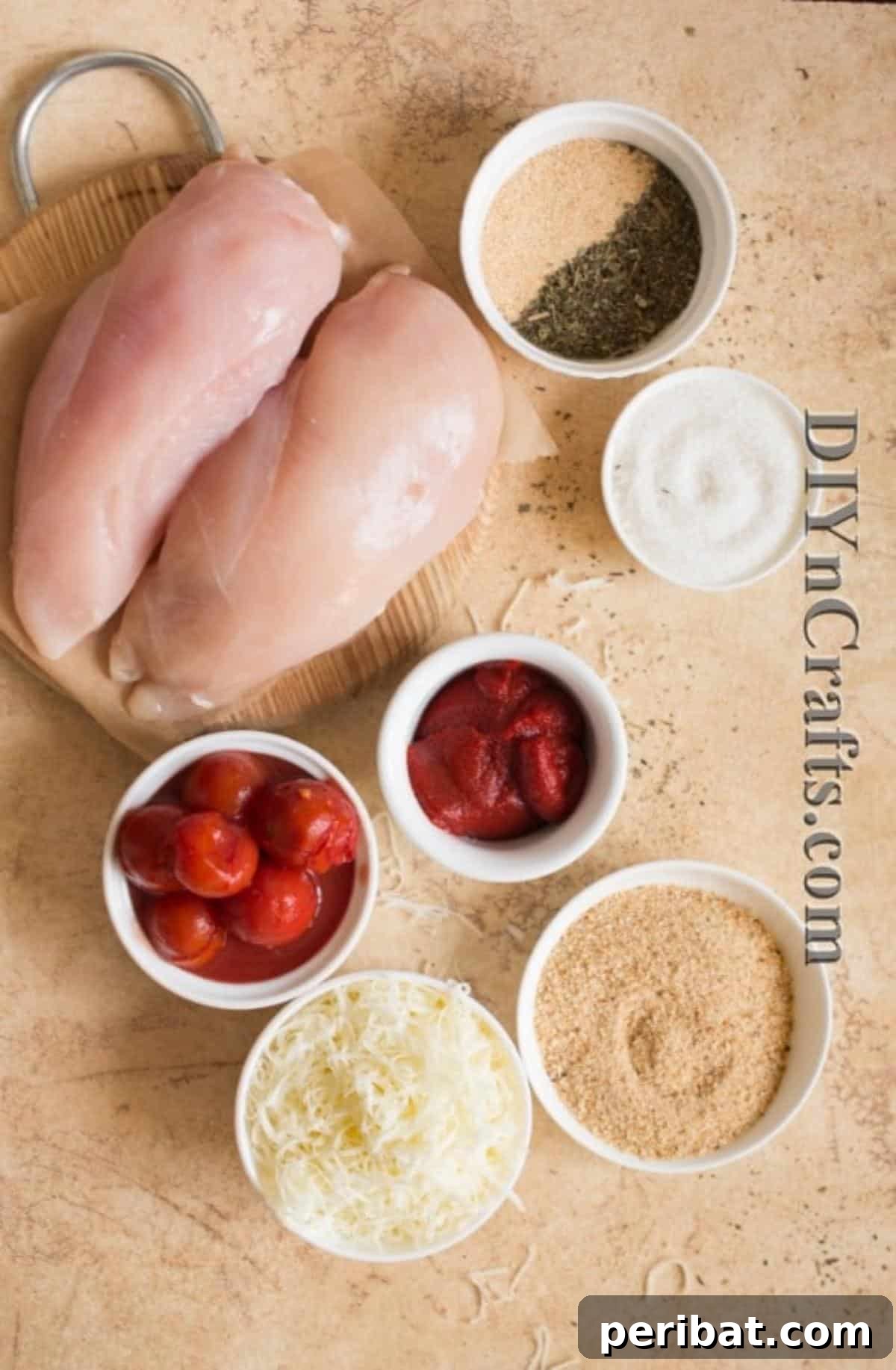 Ingredients for slow cooker chicken parmesan