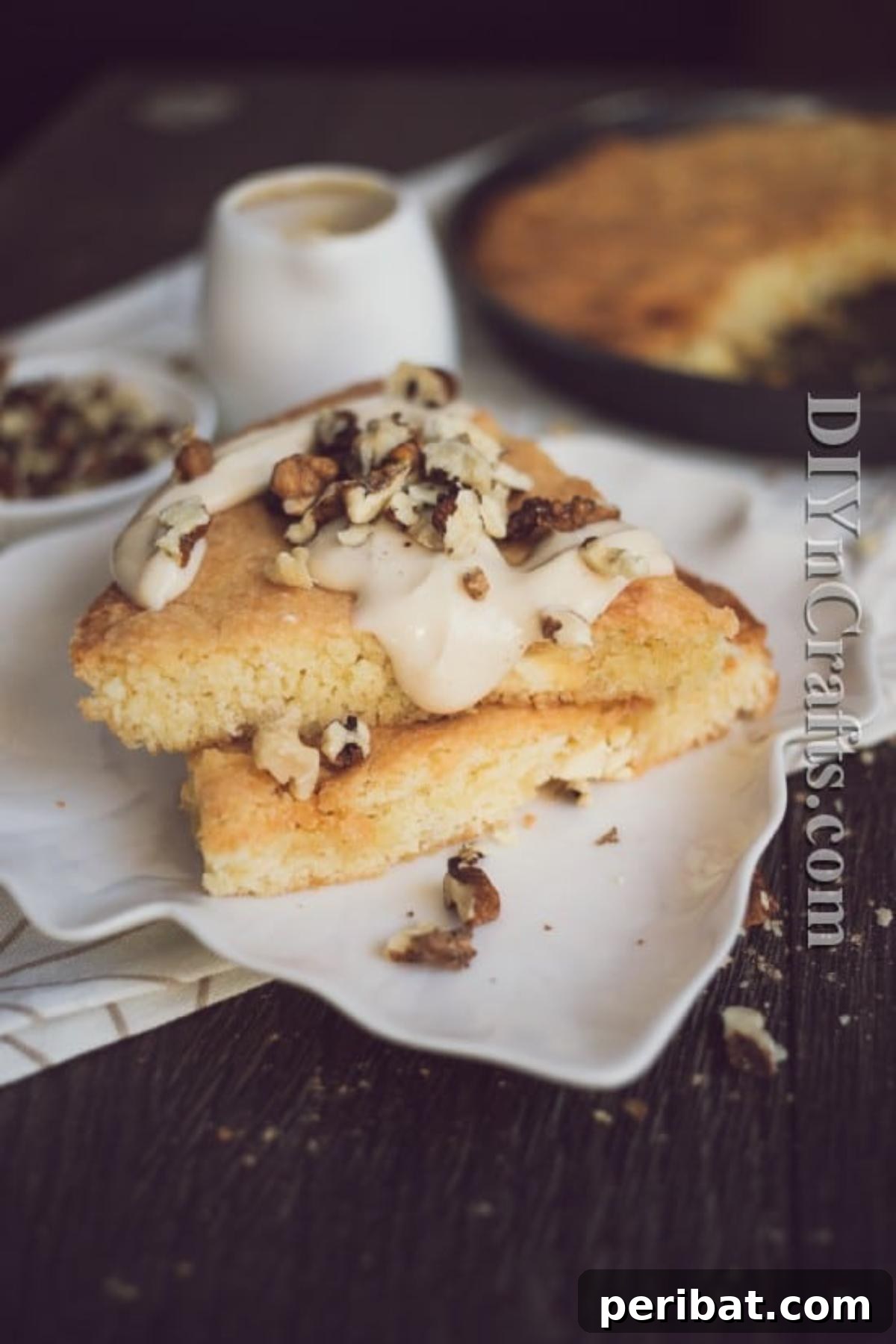Your Family Will Fall For These Maple Cream Blondies 6 Topped with luscious maple cream and crunchy chopped walnuts for an out-of-this-world flavor.