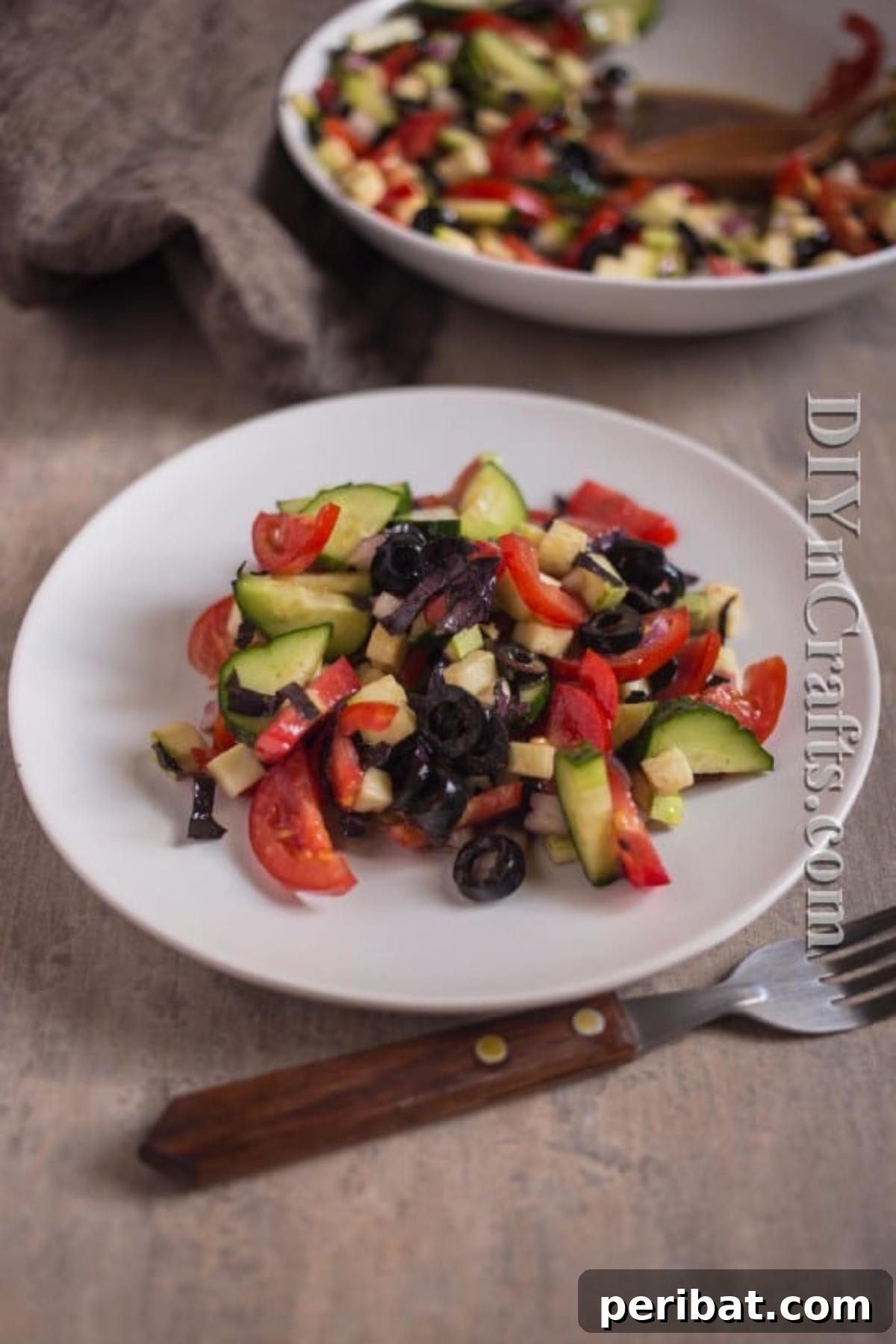 3 Refreshing & Effortless Summer Salads 11 Black olives bring out the wonderful colors of the salad and add a unique taste