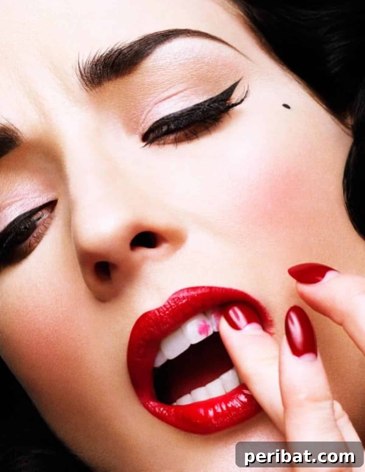 Keep Lipstick Off Teeth