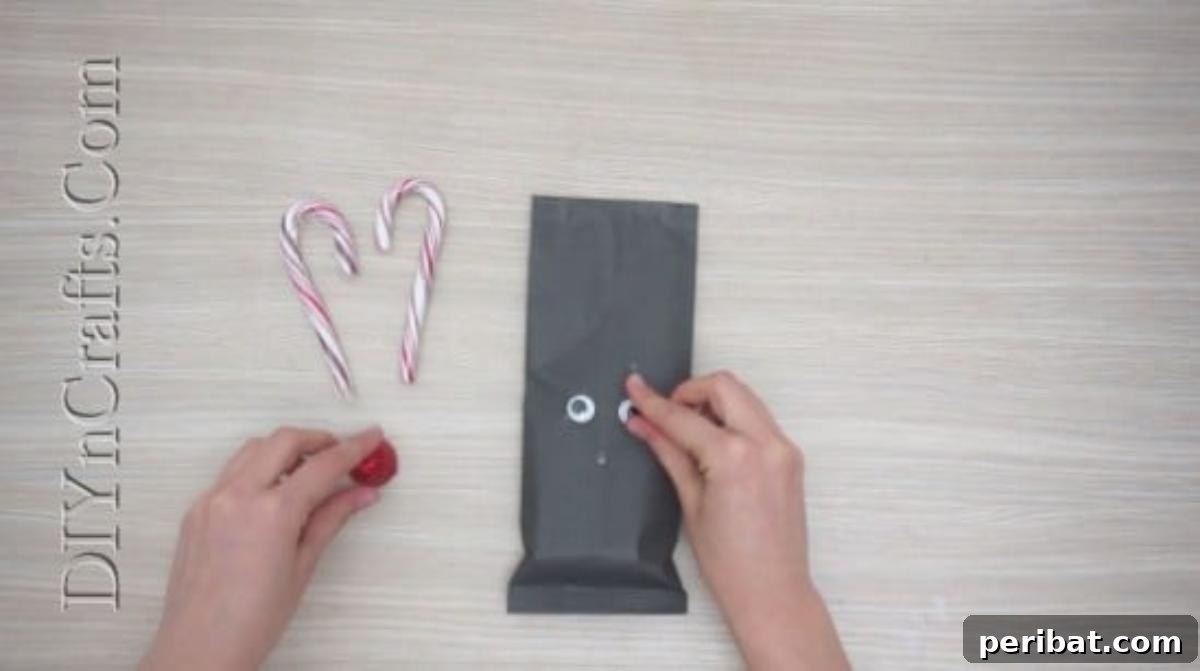 Reindeer Gift Wrap - 5 Brilliantly Creative DIY Gift Wrapping Ideas for Christmas