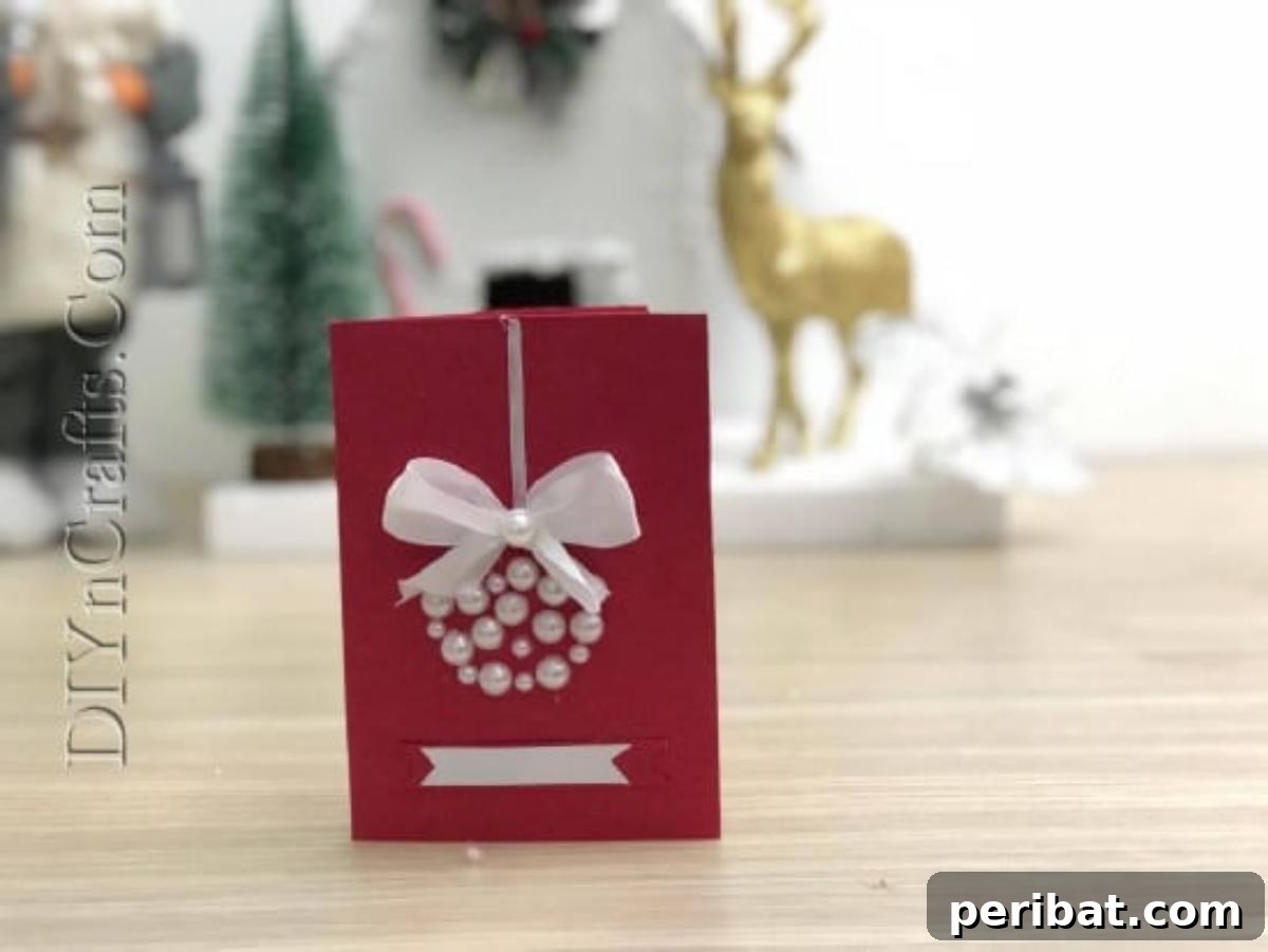 Ornament Card - Send Your Season’s Greetings In Style With These 5 DIY Christmas Cards