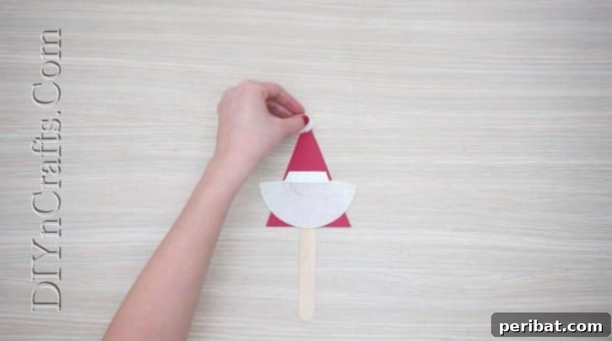 5 Simple Yet Stunning DIY Christmas Crafts 28 Santa Craft Stick - 5 Brilliantly Creative DIY Christmas Crafts Anyone Can Make