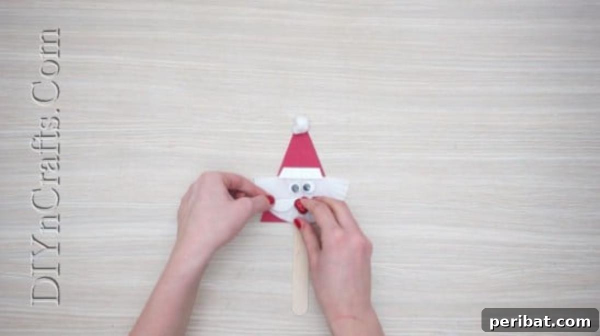 5 Simple Yet Stunning DIY Christmas Crafts 30 Santa Craft Stick - 5 Brilliantly Creative DIY Christmas Crafts Anyone Can Make