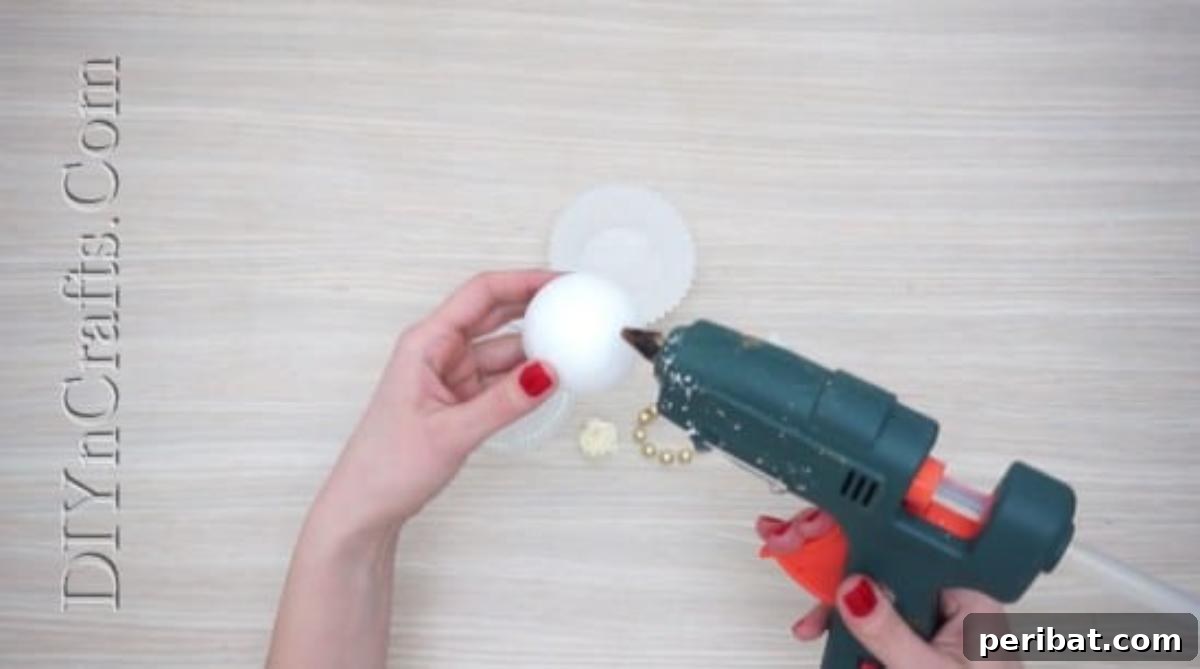 5 Simple Yet Stunning DIY Christmas Crafts 4 Angel - 5 Brilliantly Creative DIY Christmas Crafts Anyone Can Make