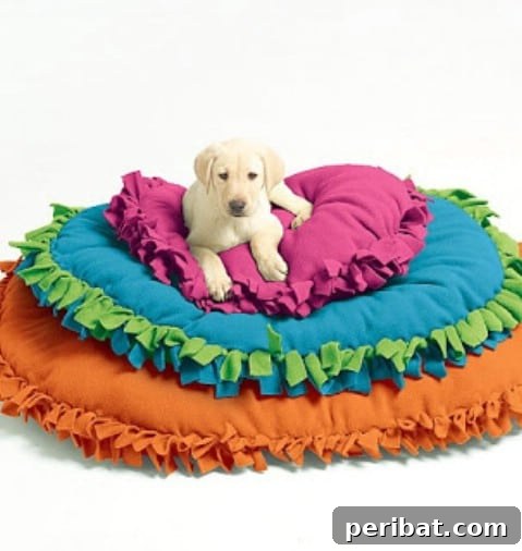35+ Ingenious No-Sew Craft Ideas 36 Cozy DIY pet bed, made with a no-sew technique using fleece and baby blankets