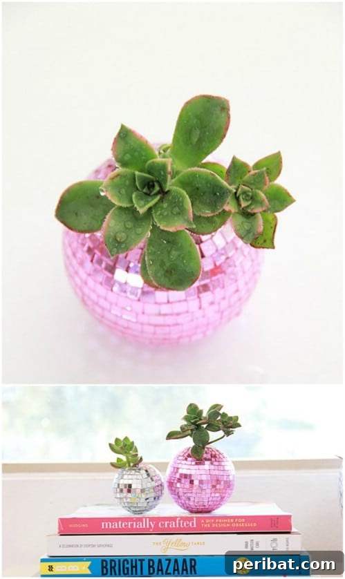 Dış Mekanlara Estetik Katan 25 Kendin Yap Saksı Fikri 11 DIY Disco Ball Planters: Unique and Eye-Catching Garden Decor