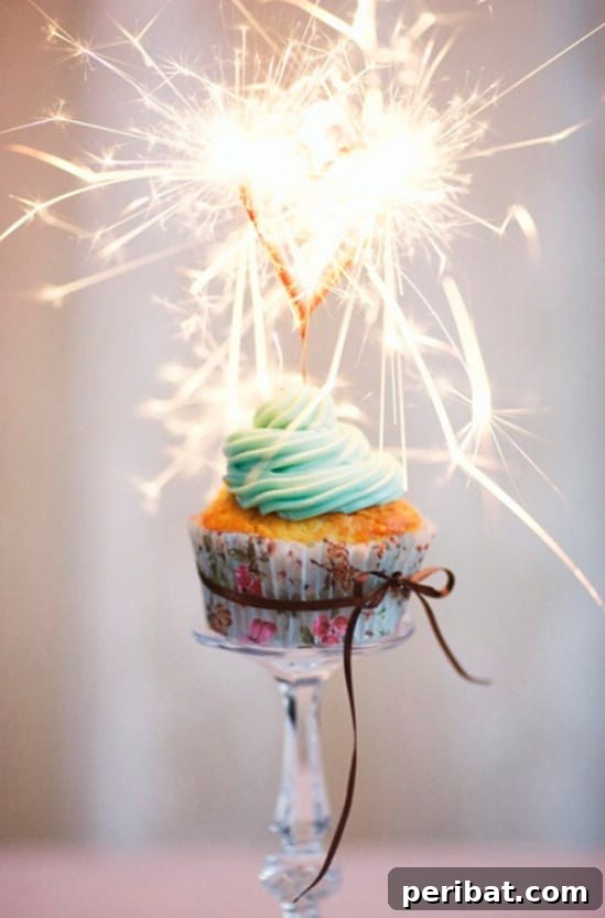28 Effortless DIY Ideas for a Spectacular New Year's Eve Party 11 Sparkling Cupcakes - 28 Fun and Easy DIY New Year’s Eve Party Ideas