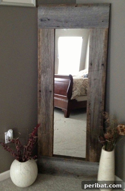 DIY Rustic Home Decor Creations 33 Barn Wood Mirror - 40 Rustic Home Decor Ideas You Can Build Yourself