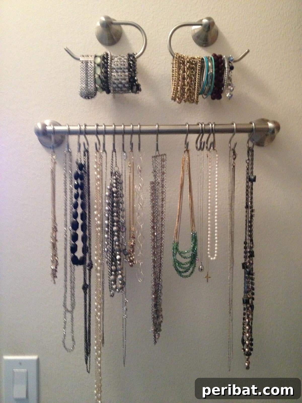 DIY Closet Jewelry Organizer