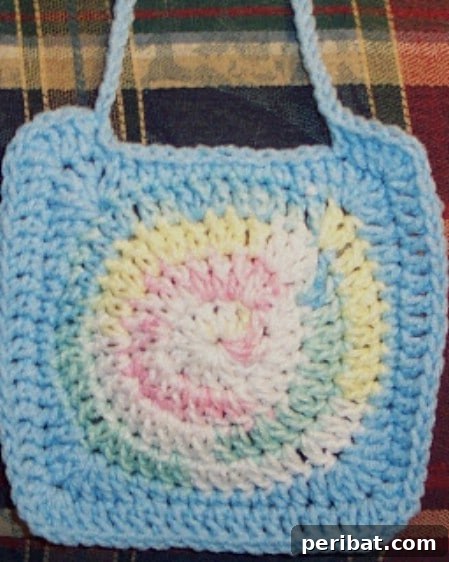Kickstart Your Yarn Journey: 30 Simple Knit & Crochet Patterns 20 Beginner’s Bib – Knit or Crochet - Versatile Baby Project